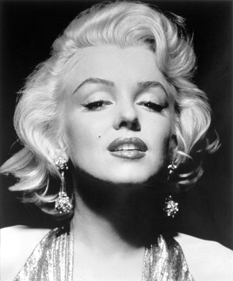Marilyn Monroe dog av en verdos r 1962 Hon r en av v rldens mest k nda 